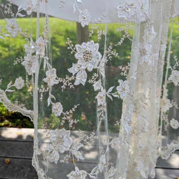 NWT Elegant Oleg Cassini ivory spaghetti strap size 16 wedding gown - Picture 8 of 16